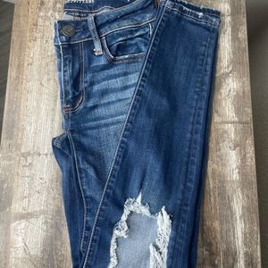 AMERICAN EAGLE JEAN